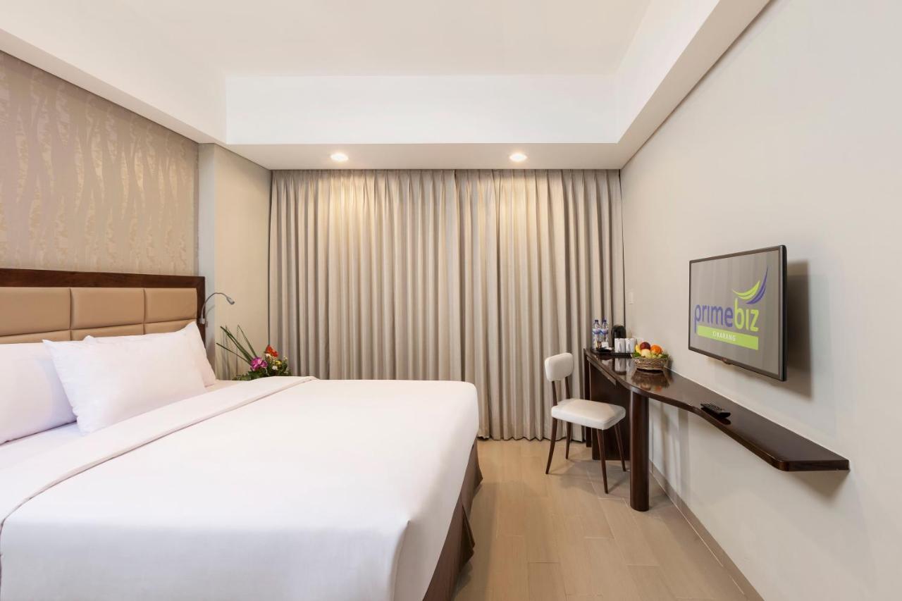 Primebiz Cikarang Hotel Luaran gambar